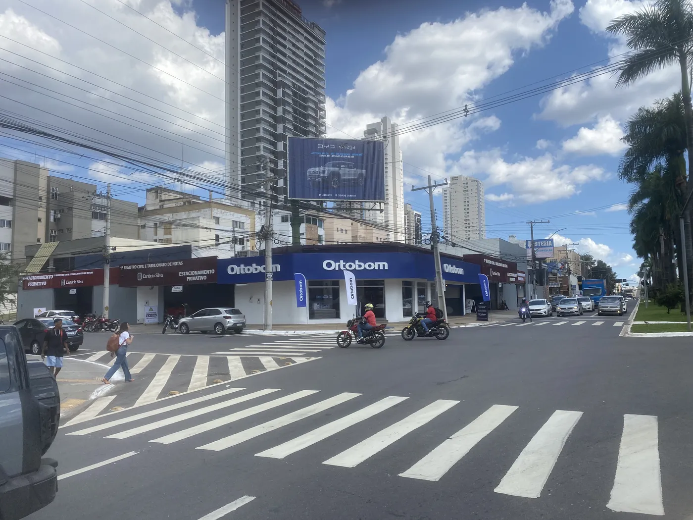 Fachada da loja Ortobom Empório Marista na Av. 85, 2385, Setor Marista, Goiânia